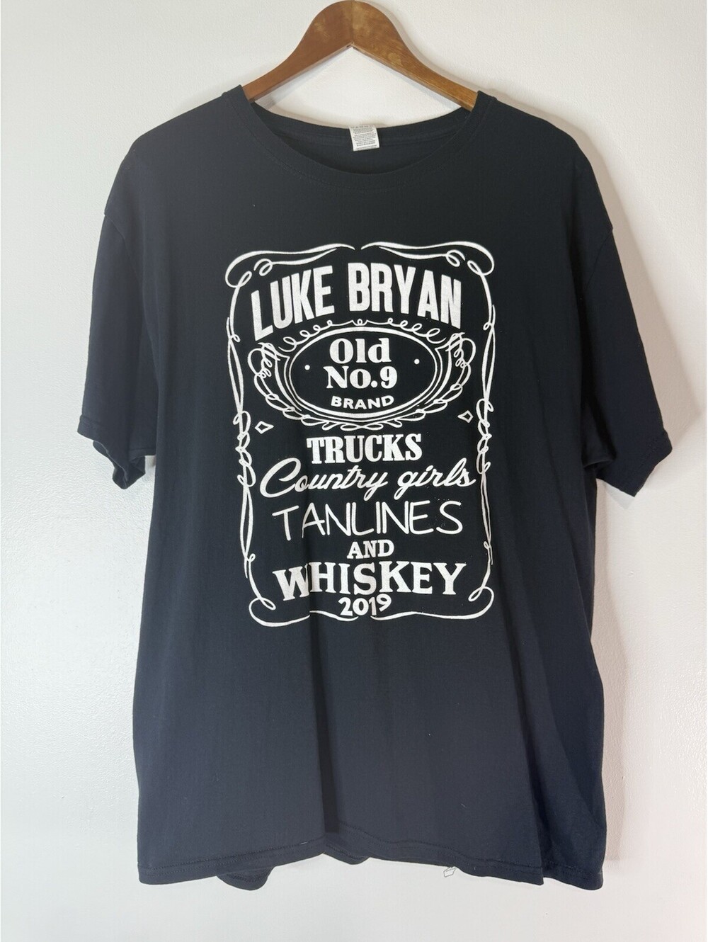 Luke Bryan Kick Up The Dust Tour 2015 T-Shirt Size Large Jack Daniels